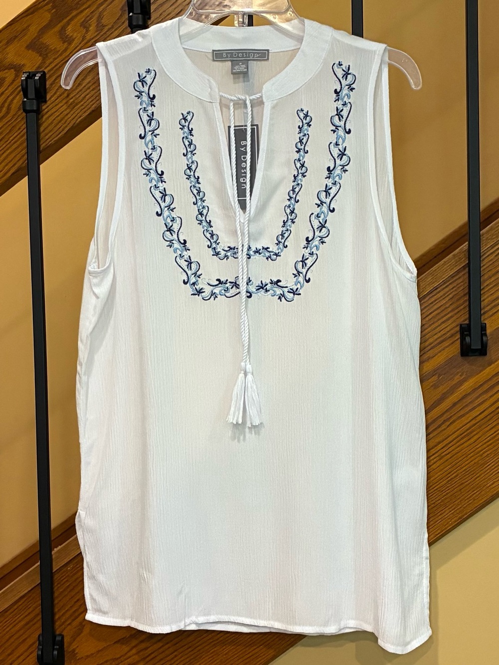 By Design Tank Blouse Sleevless Embroidered White Blue SZ. S NWT
